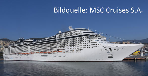 MSC Preziosa vorm Hafen auf See